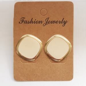 Vintage Stud Earrings Cream Gold Rounded Square